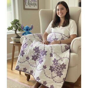 Vintage Mamo Hawaii Quilt-like Lap Baby Blanket Wall Hanging Purple 33" x 40"